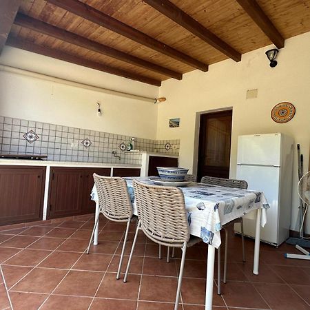 Villa By The Vulcano - 70Mq Plus Large Garden And Patio ภายนอก รูปภาพ