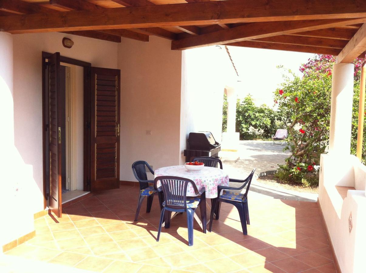 Villa By The Vulcano - 70Mq Plus Large Garden And Patio ภายนอก รูปภาพ