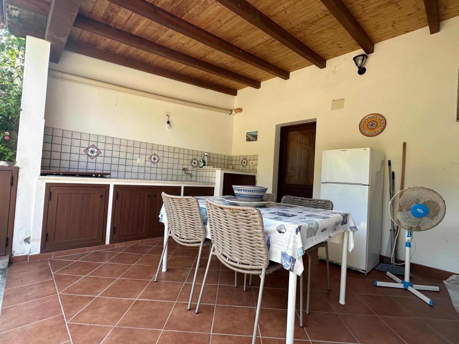 Villa By The Vulcano - 70Mq Plus Large Garden And Patio ภายนอก รูปภาพ